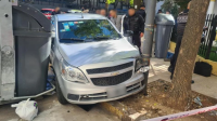 Persecución y choque en Capital: atraparon a tres delincuentes que usaban un auto robado en Quilmes