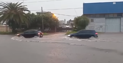 Miles de vecinos afectados por el temporal en Quilmes: calles anegadas y varias zonas sin luz
