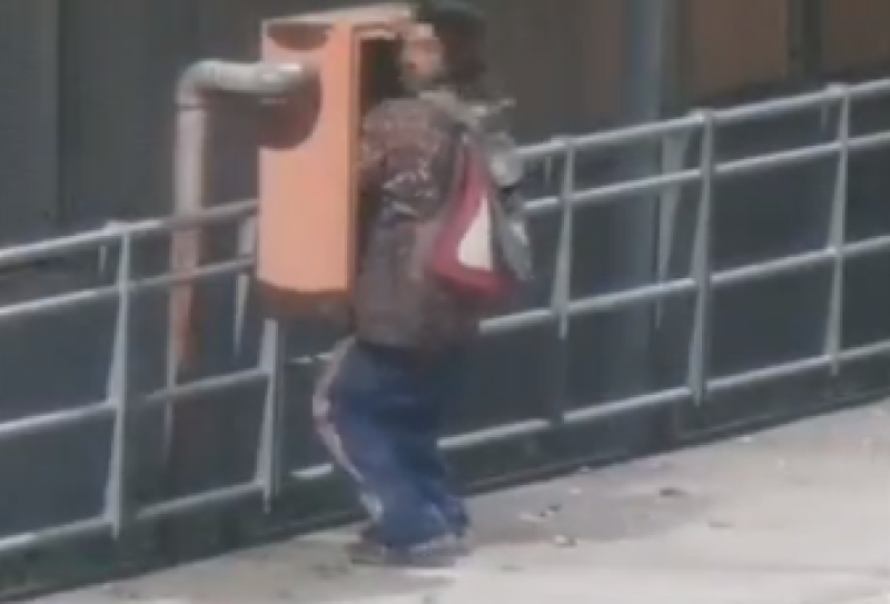 Video: así atraparon a un delincuente que robaba en la estación de Don Bosco